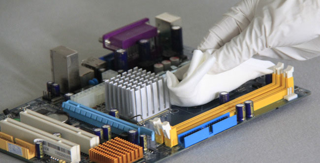 無(wú)塵布哪家專(zhuān)業(yè)？誠(chéng)立電子受之無(wú)愧