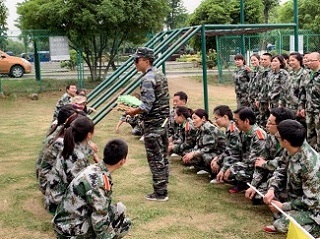 “激情熔煉團隊，凝聚成就夢醒”-誠立&邁思德2019年團建活動